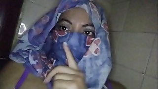 Arabian Mommy Wearing Niqab Unloads Her Puss Rigid