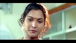 maria red-hot in saree